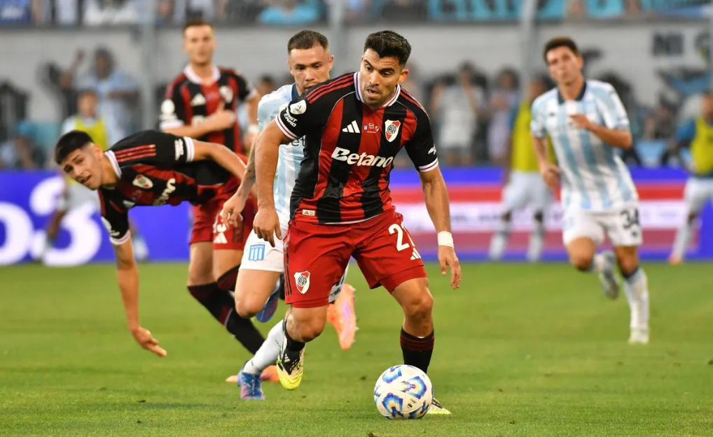 River visita a Racing: cuándo y a qué hora juegan por el Torneo Apertura 2026